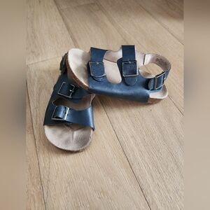 OLD NAVY | Strapped sandals